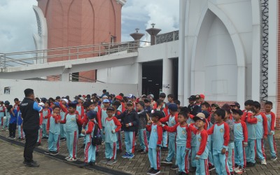 Jelajah Sejarah dan Religi: Keseruan Outing Class MIS As-Sunnah Darun Najiyah di Tiga Ikon Sulawesi Selatan
